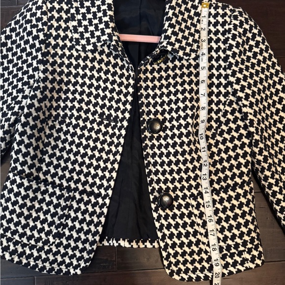 Trina Turk Chic Black and White Houndstooth Jacket classic elegant feminine - Picture 6 of 11
